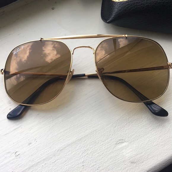 Ray-Ban the General Aviators - Picture 4 of 4